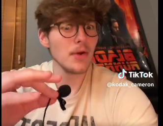 TikTokker looking like an idiot